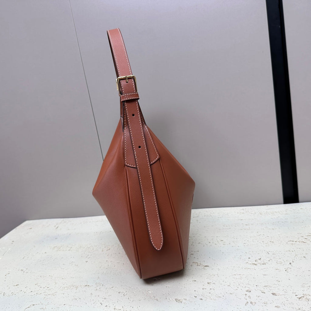 CELINE MEDIUM 30 HELO脧SE BAG CUIR TRIOMPHE IN BRONZE BROWN SUPPLE CALFSKIN