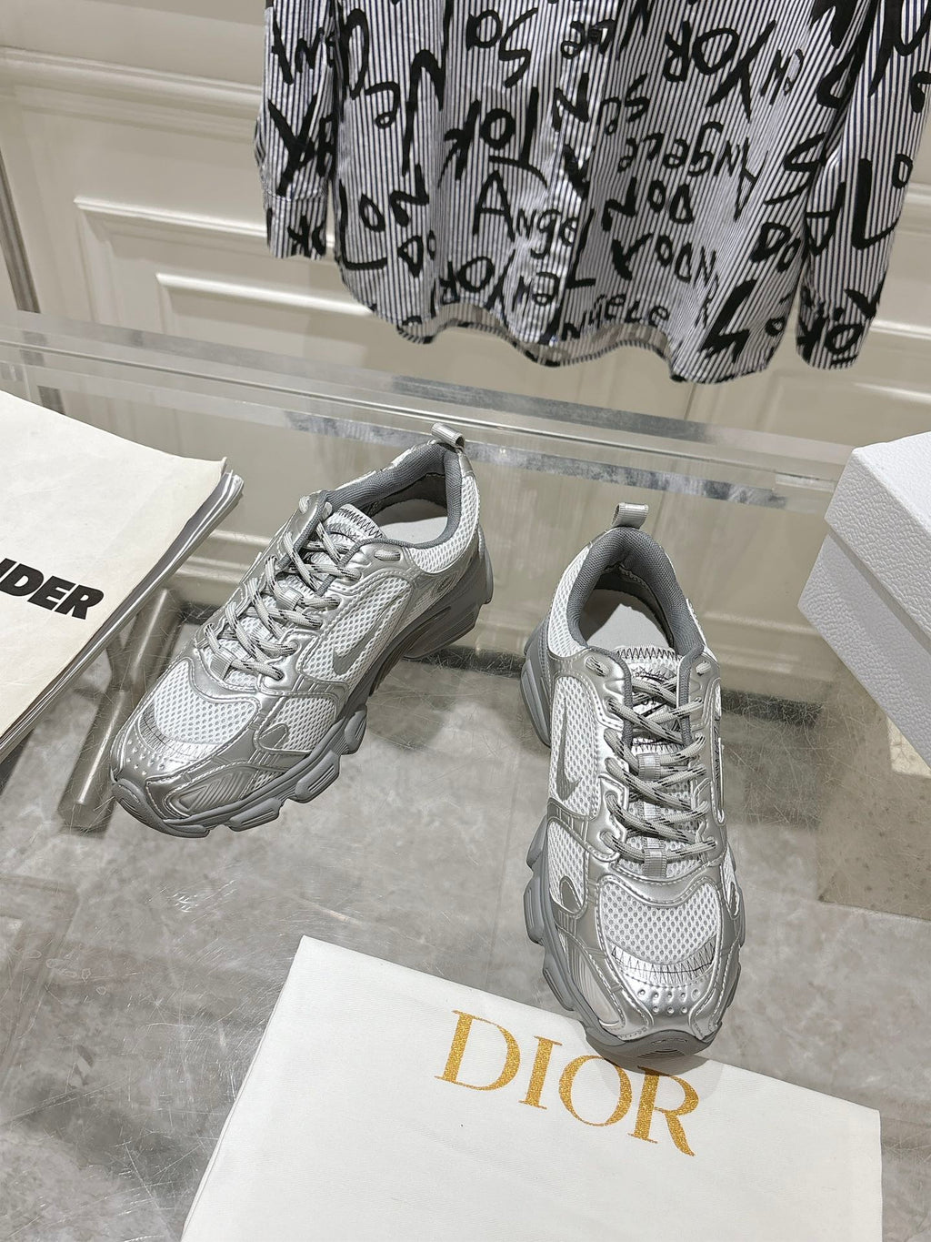 DIOR 25S CHRONO SNEAKER 45MM IN MESH WITH SILVER CALFSKIN