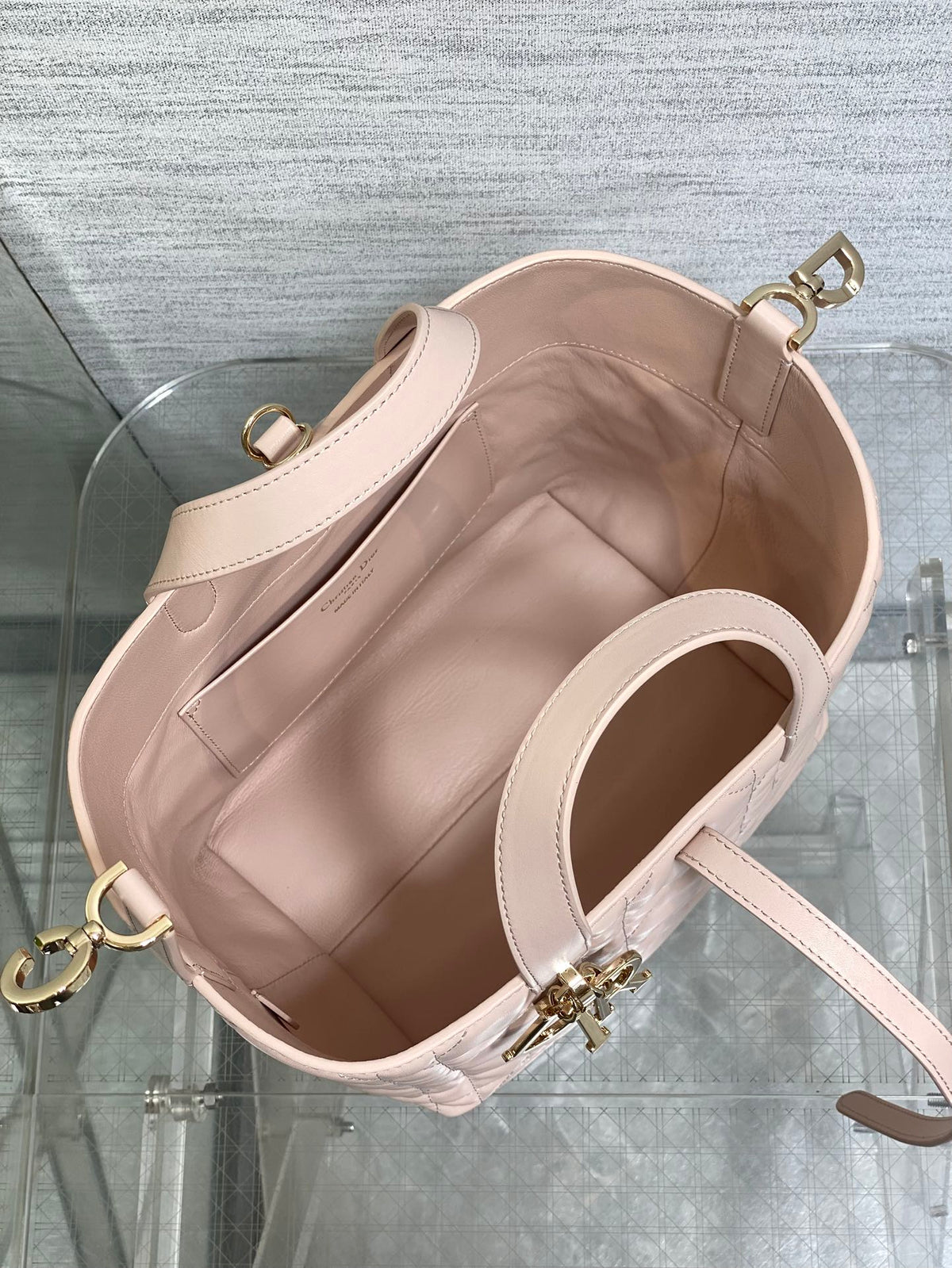 DIOR 25S ALWAYS BAG 22 IN LIGHT PINK MACROCANNAGE CALFSKIN GOLD HARDWARE