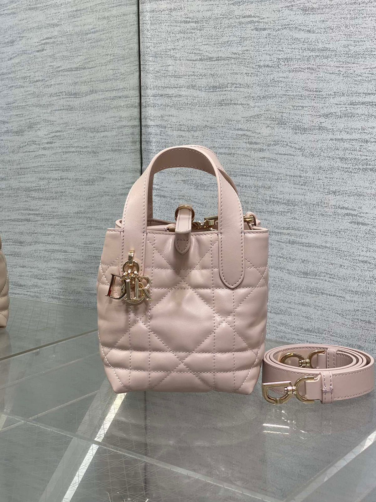 DIOR 25S ALWAYS MINI BAG 13 IN LIGHT PINK MACROCANNAGE CALFSKIN GOLD HARDWARE