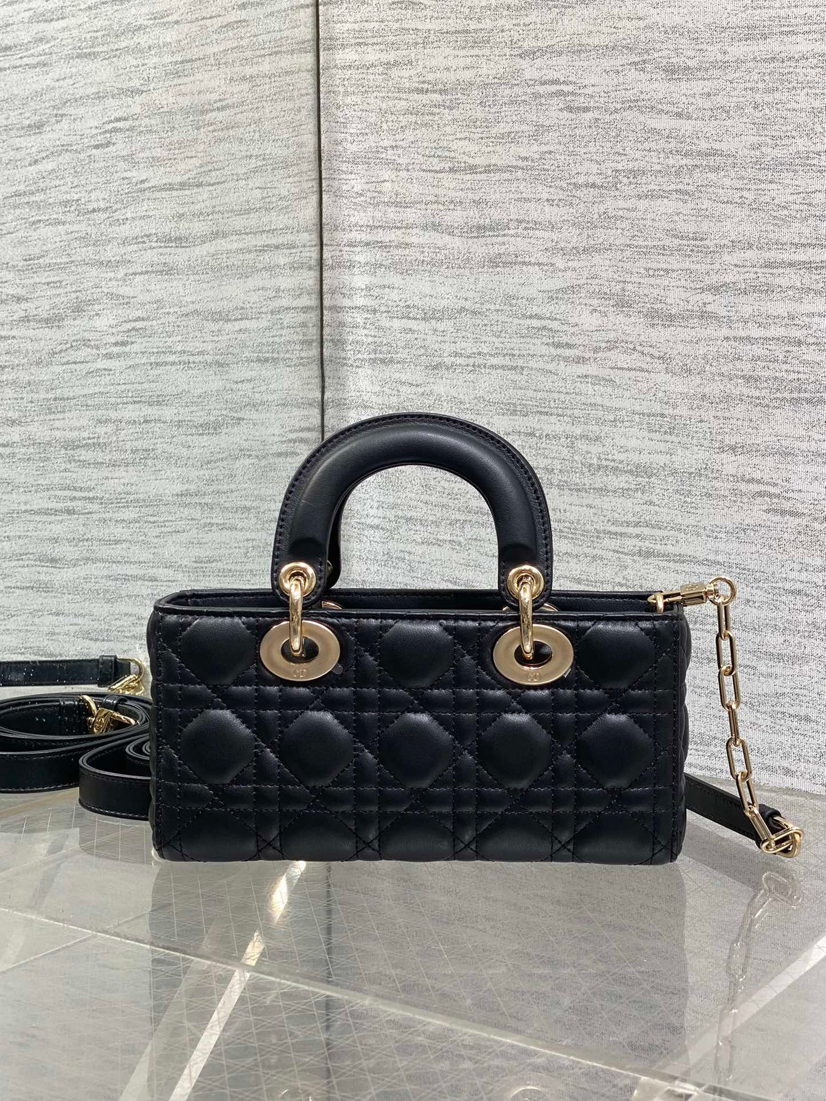 DIOR 25S SMALL LADY D鈥慗OY BAG 22 IN BLACK CALFSKIN GOLD HARDWARE