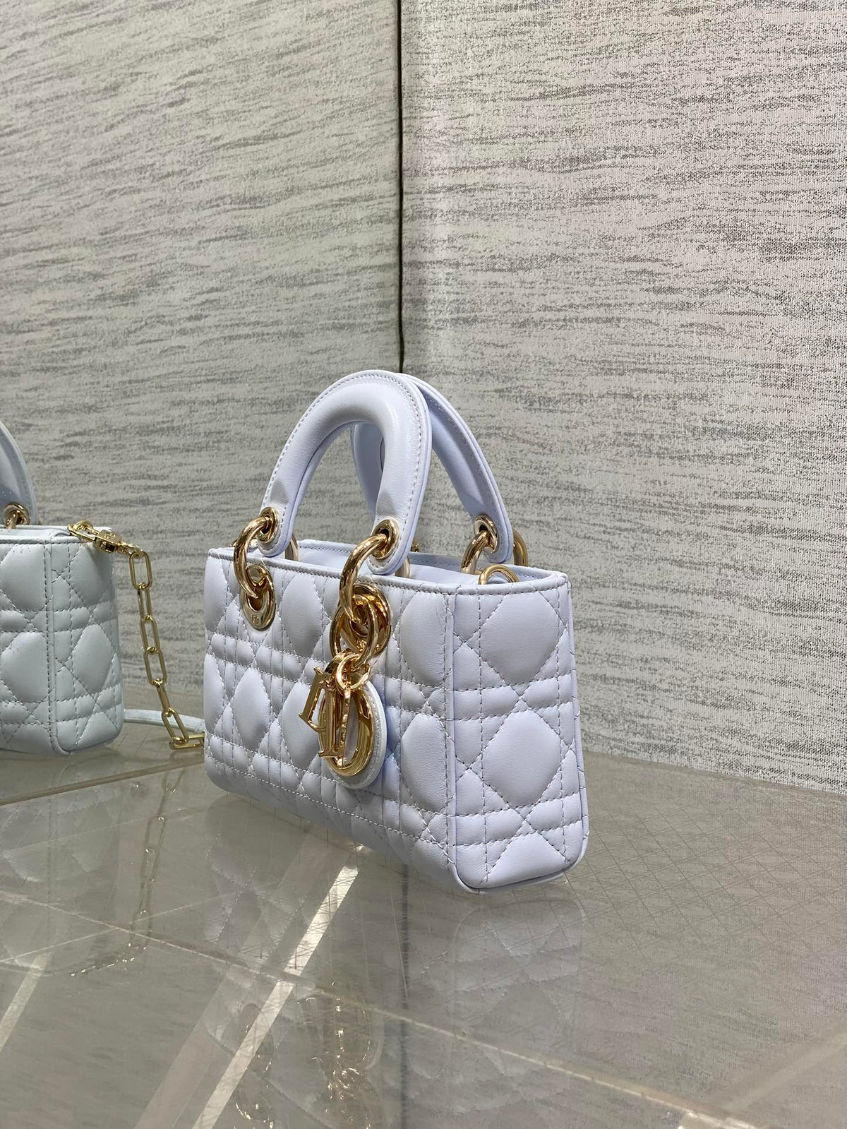 DIOR 25S SMALL LADY D鈥慗OY BAG 19 IN LIGHT BLUE CANNAGE CALFSKIN GOLD HARDWRE