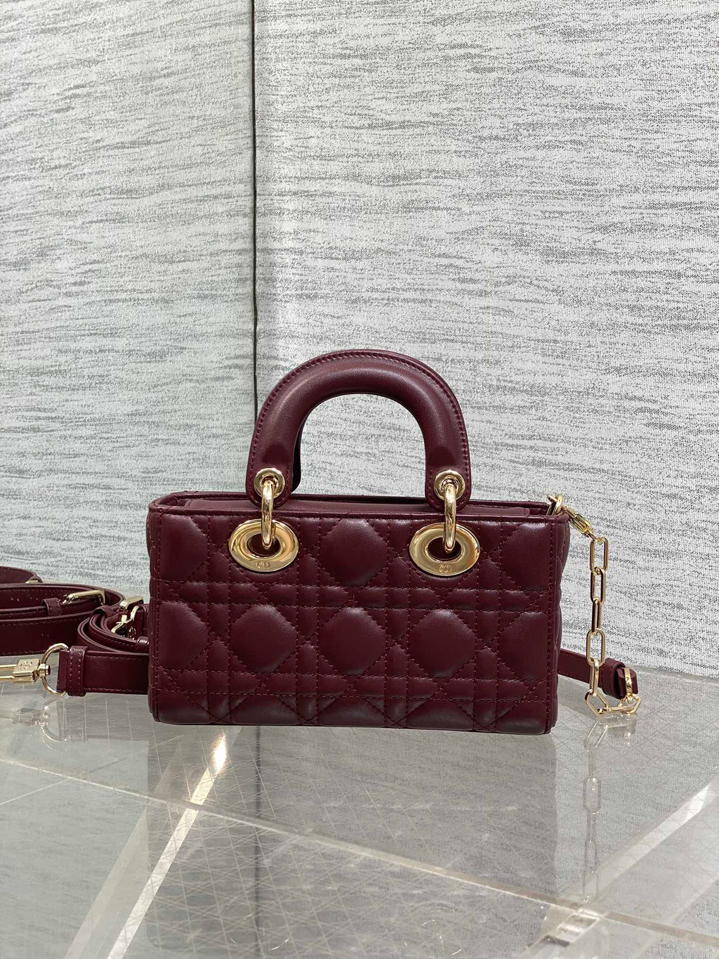 DIOR 25S SMALL LADY D鈥慗OY BAG 19 IN BURGUNDY CANNAGE CALFSKIN GOLD HARDWARE