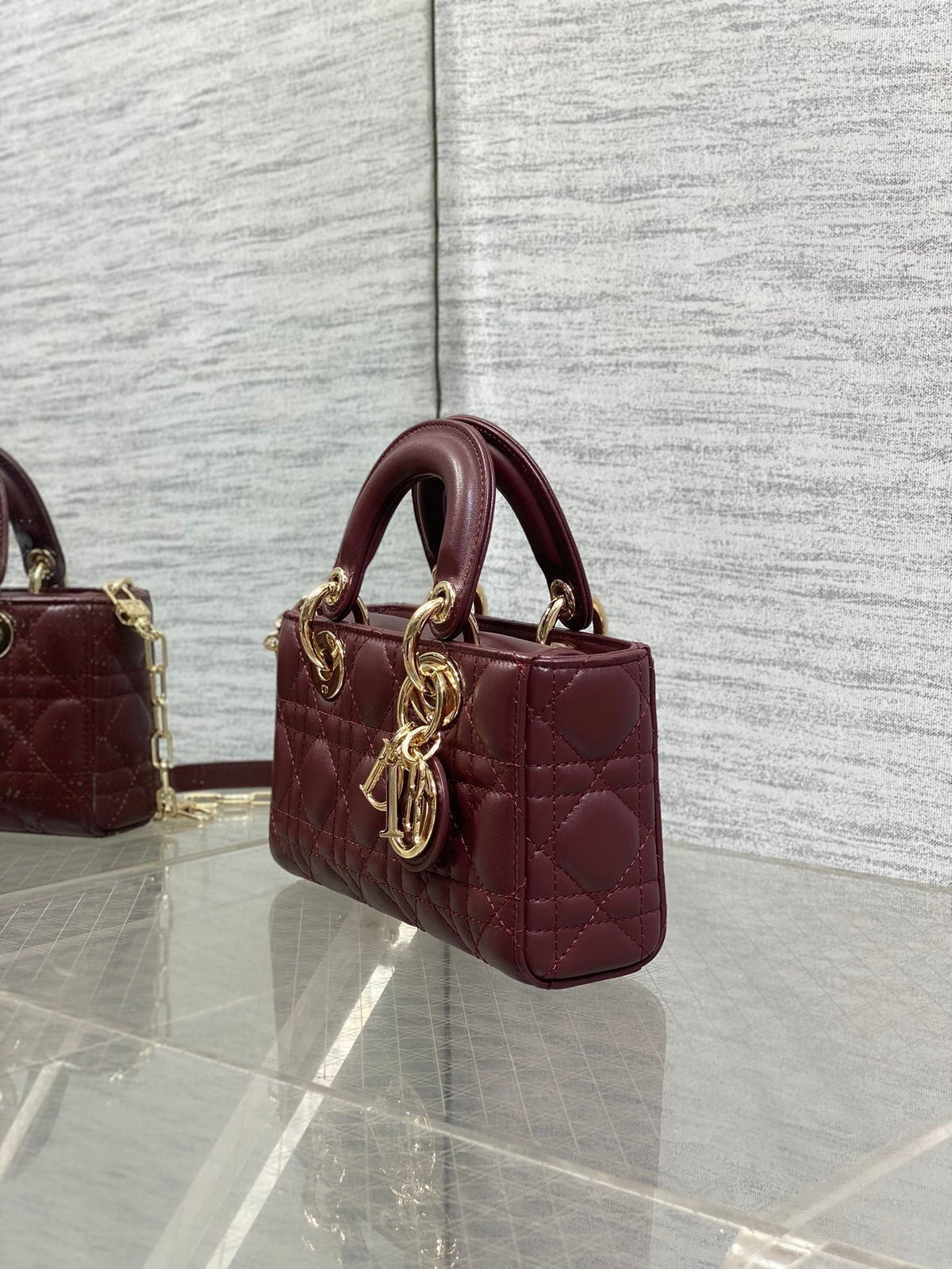 DIOR 25S SMALL LADY D鈥慗OY BAG 19 IN BURGUNDY CANNAGE CALFSKIN GOLD HARDWARE