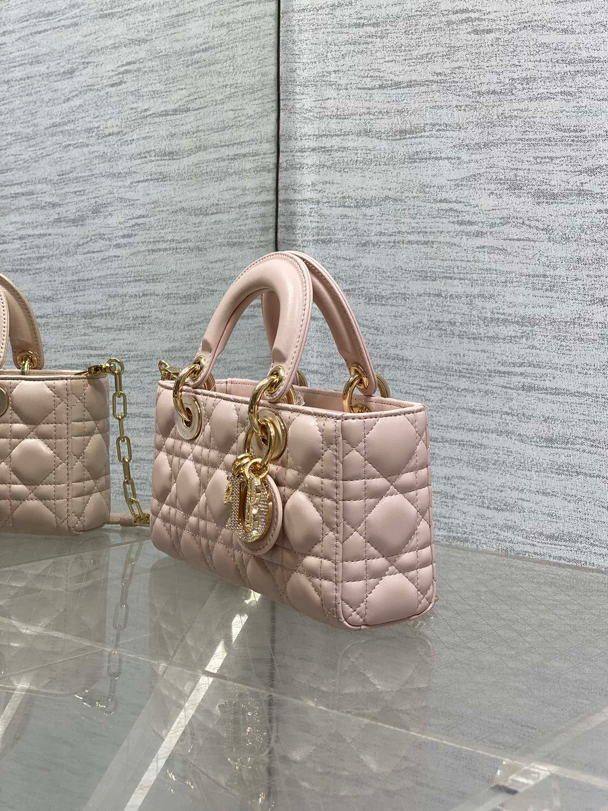DIOR 25S SMALL LADY D鈥慗OY BAG 22 IN BABY PINK CALFSKIN GOLD HARDWRE