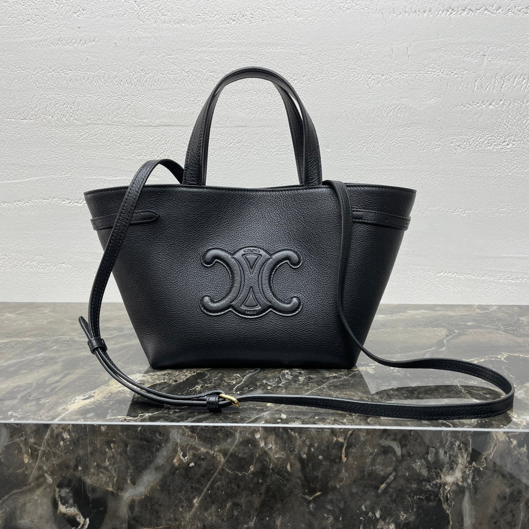 CELINE MINI CABAS ANA脧S CUIR TRIOMPHE 21 IN BLACK GRAINED CALFSKIN