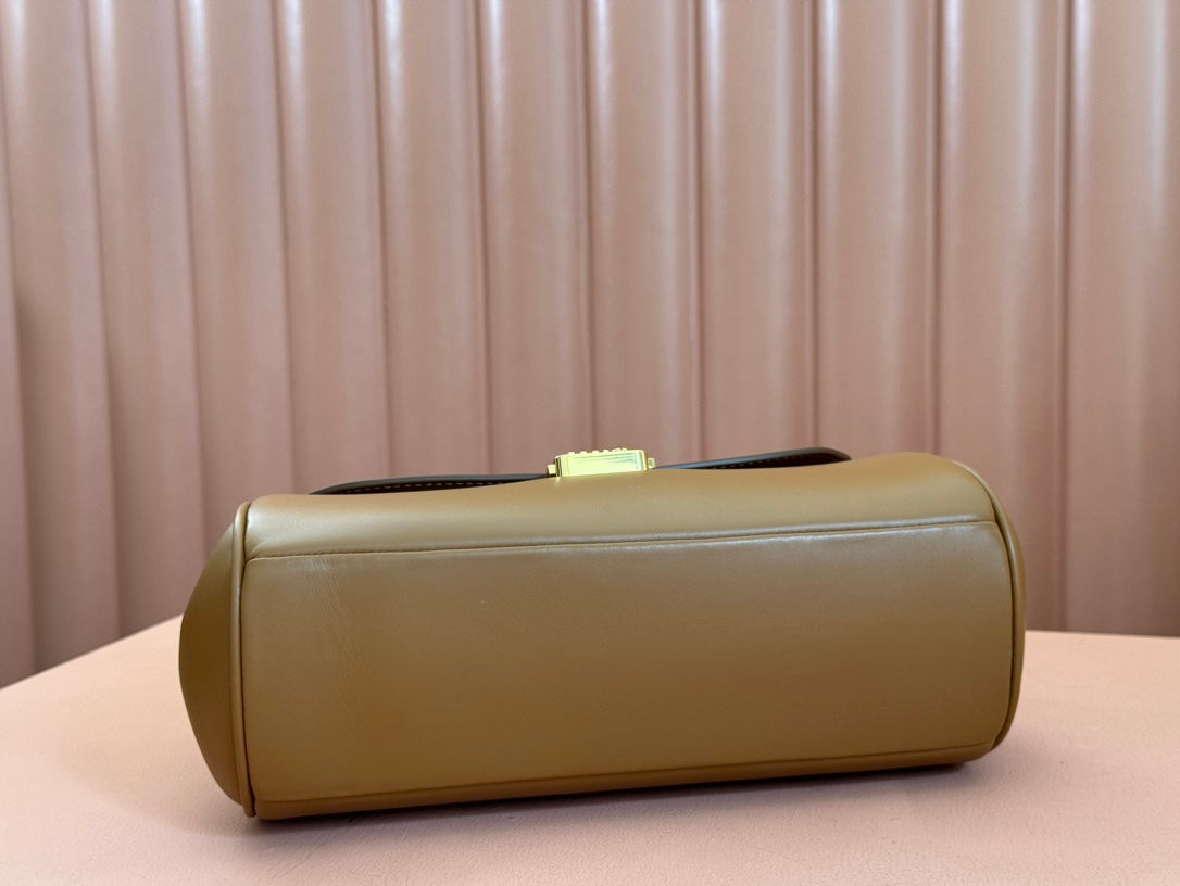 CHAIN SHOULDER BAG 24 IN PEANUT BROWN PATENT SMOOTH CALFSKIN