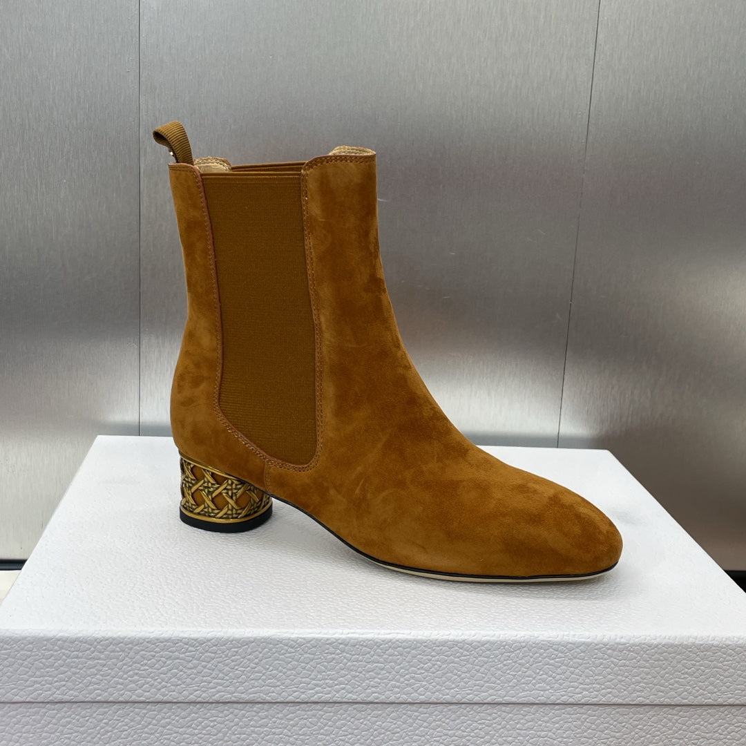 DIOR 25S ANKLE BOOT IN SADDLE BROWN SUEDE