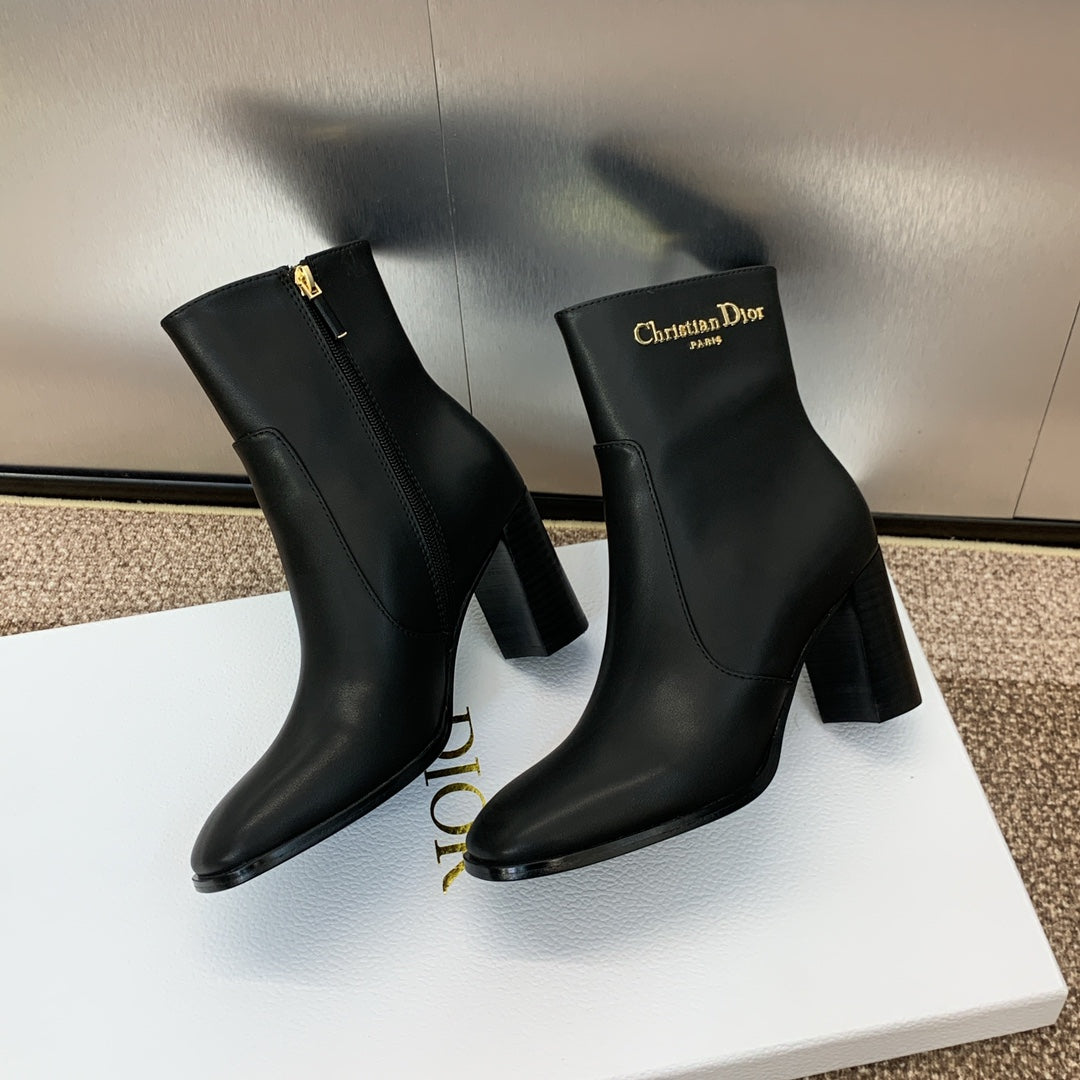 DIOR 25S D-TOWN HEELED ANKLE BOOT 80MM IN BLACK CALFSKIN